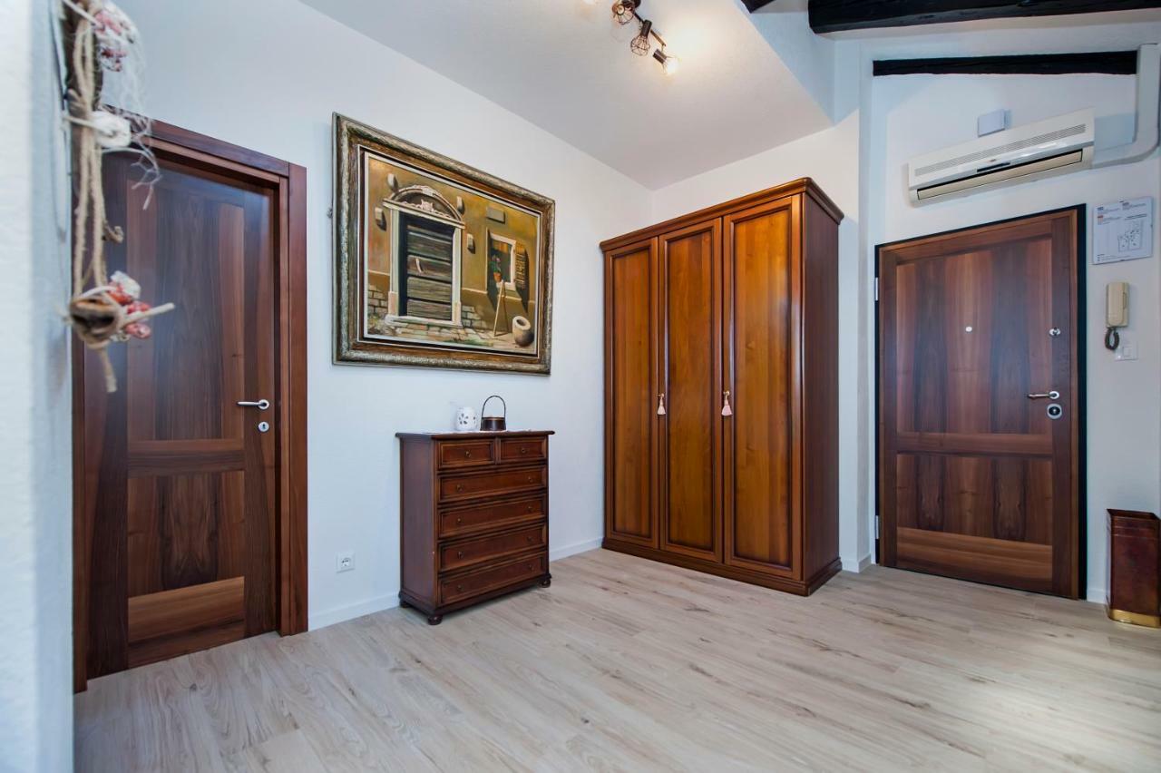 Rovigno Bella Sea View Apartment Eksteriør billede