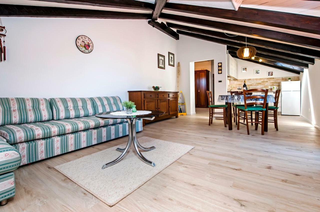 Rovigno Bella Sea View Apartment Eksteriør billede