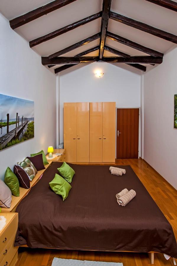 Rovigno Bella Sea View Apartment Eksteriør billede