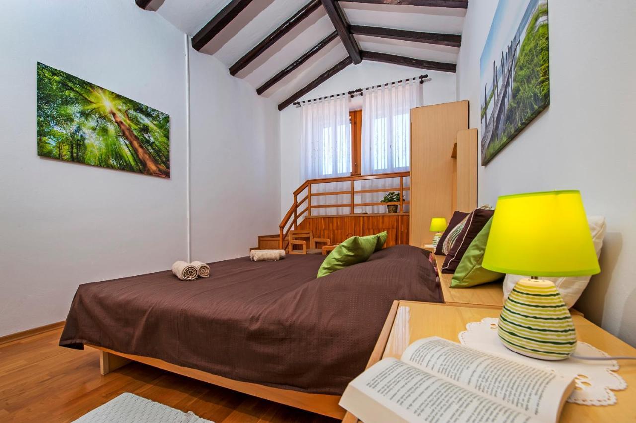 Rovigno Bella Sea View Apartment Eksteriør billede